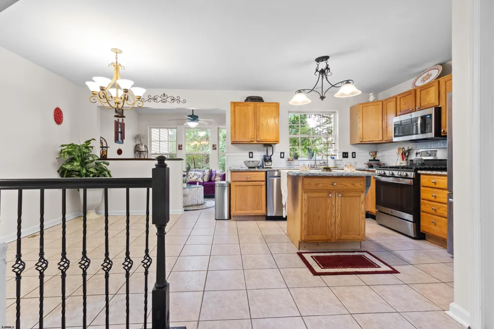 114 Pine Knoll Cir Hamilton Township, NJ 08330