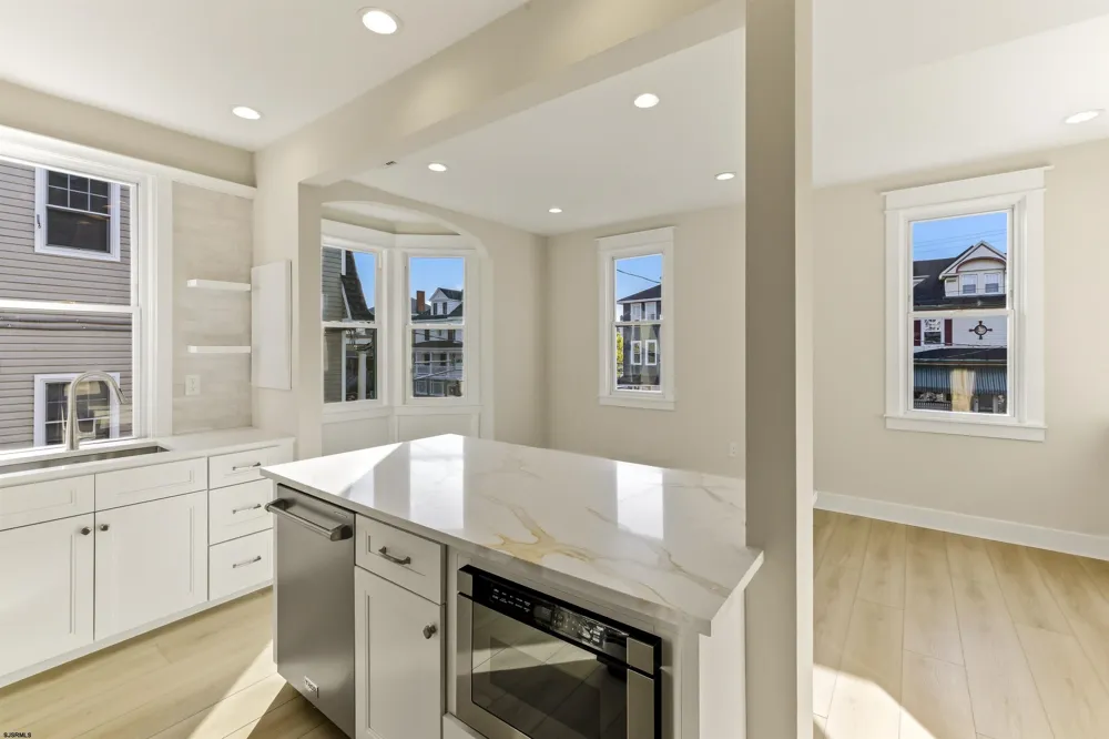 735 Wesley Ave Ocean City, NJ 08226