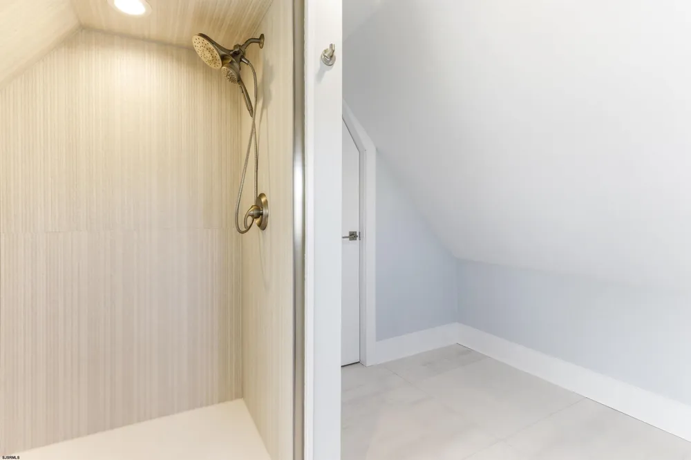 735 Wesley Ave Ocean City, NJ 08226