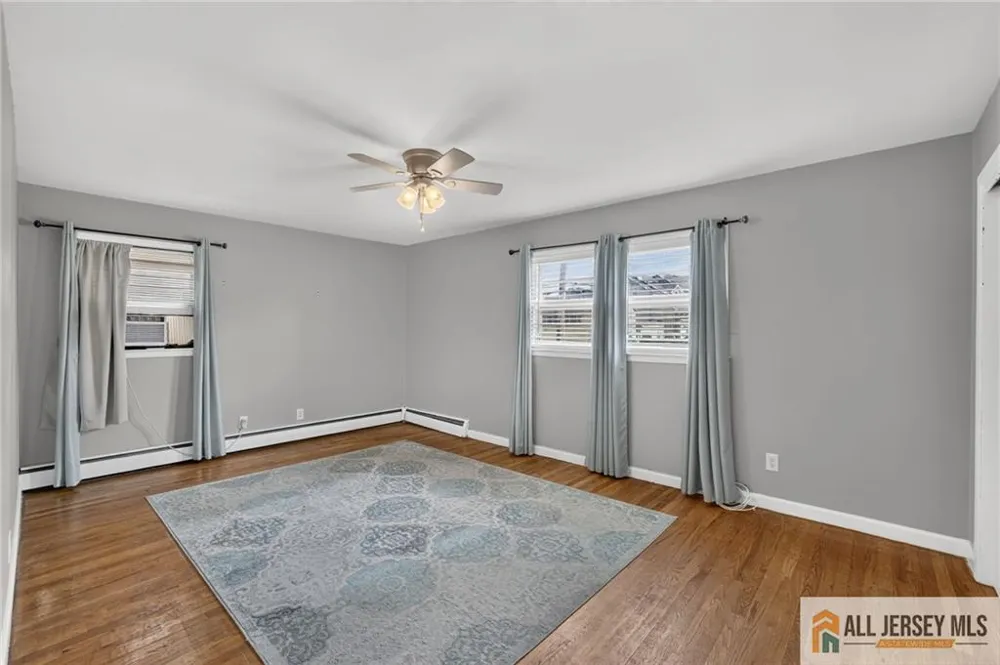 47 Leonardine Avenue South River, NJ 08882