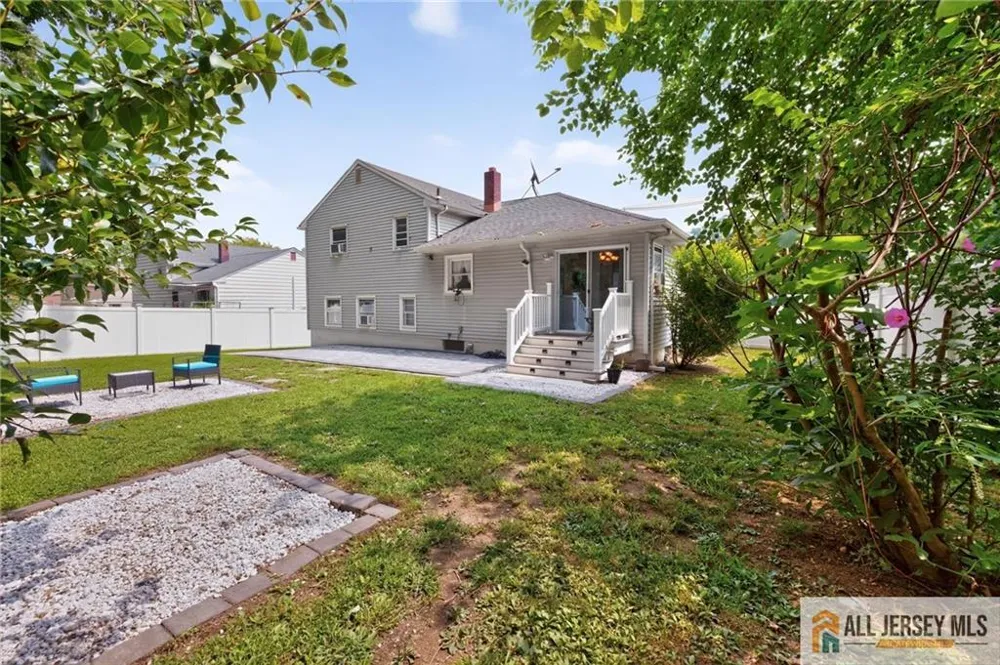 47 Leonardine Avenue South River, NJ 08882