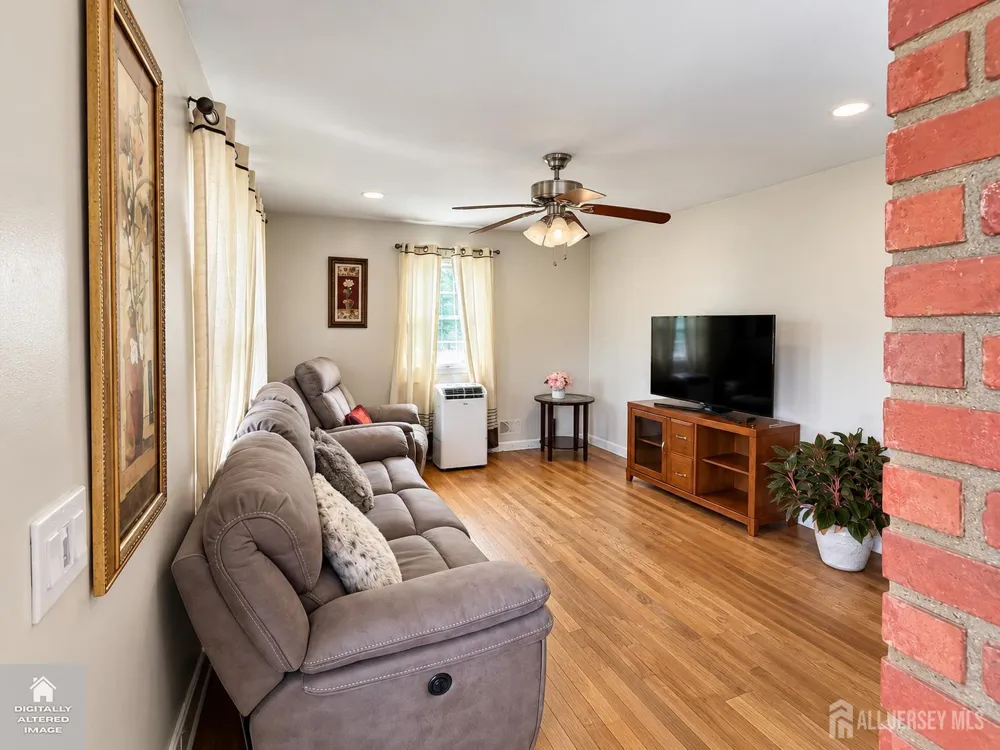 23 Hamilton Avenue Fords, NJ 08863