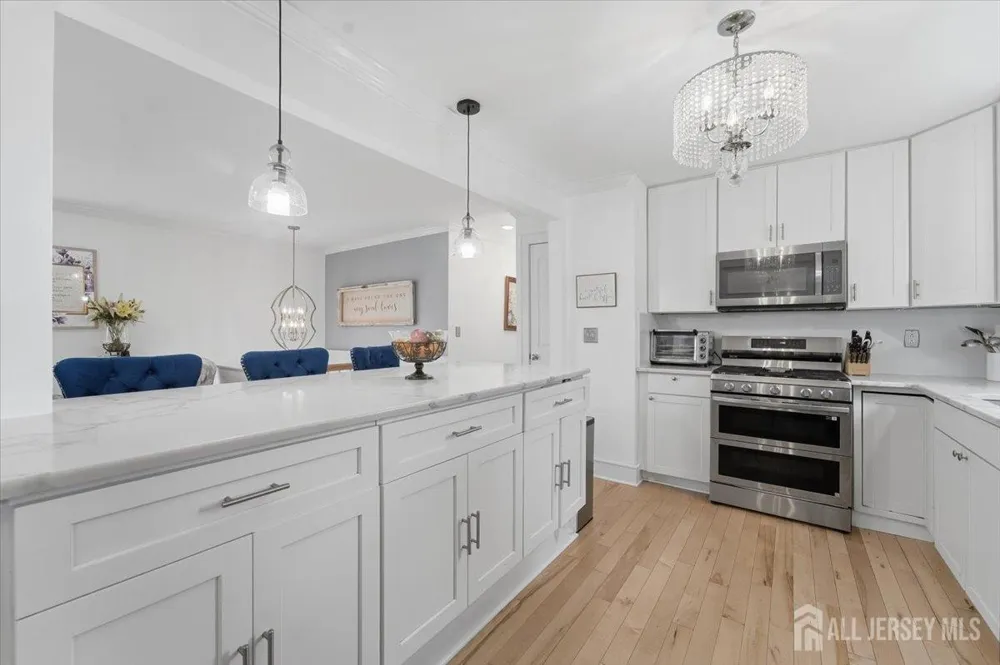 105 Osceola Avenue Middlesex, NJ 08846