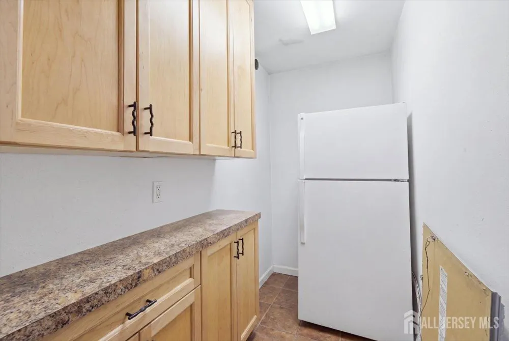 105 Osceola Avenue Middlesex, NJ 08846