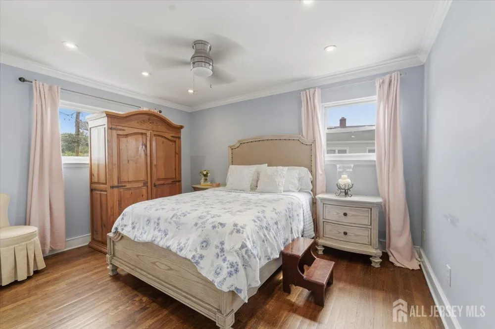 105 Osceola Avenue Middlesex, NJ 08846