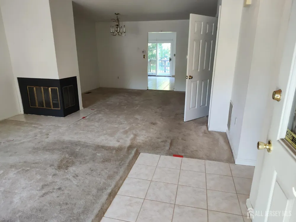 106 Northampton Drive Holmdel, NJ 07733
