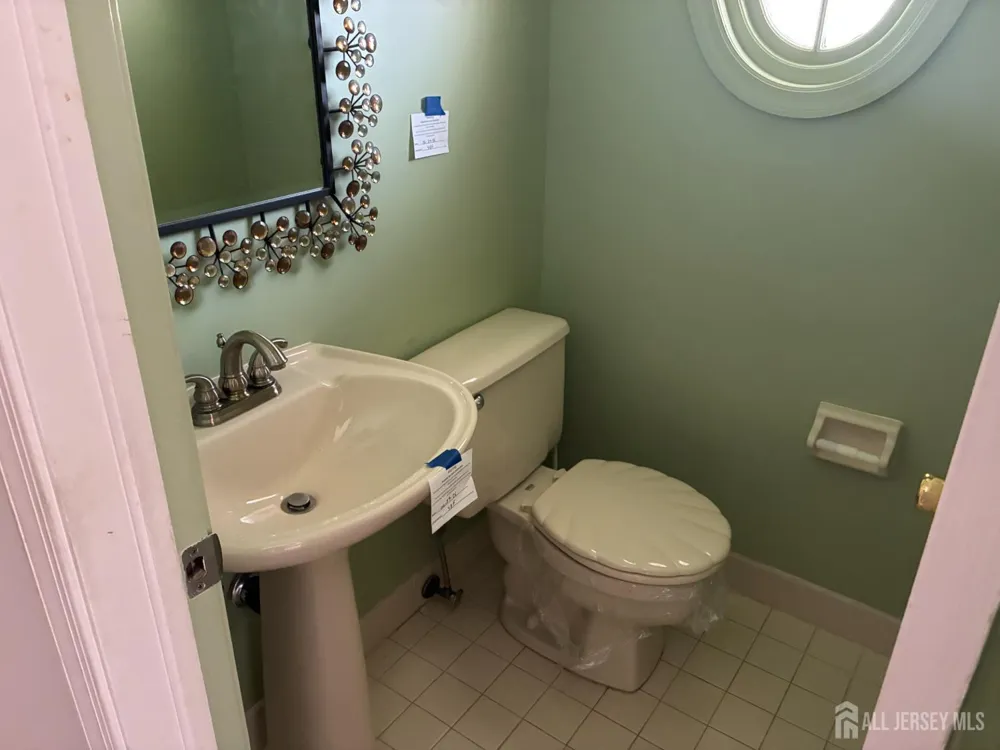106 Northampton Drive Holmdel, NJ 07733