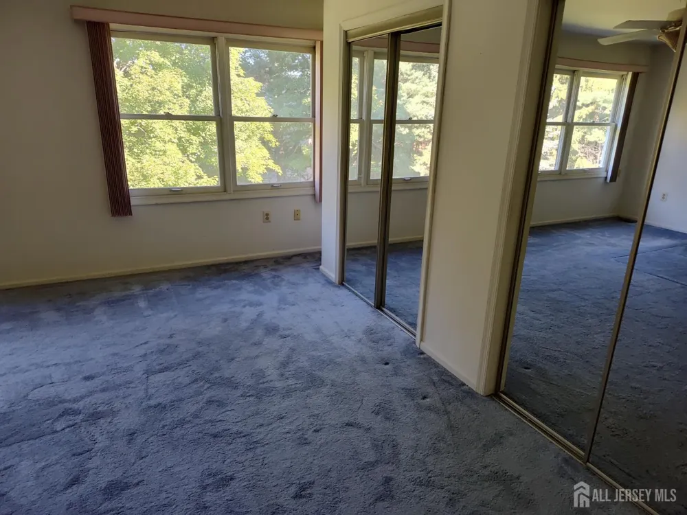 106 Northampton Drive Holmdel, NJ 07733