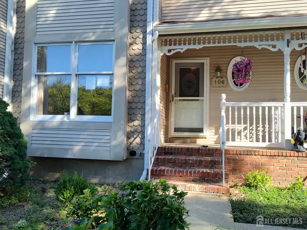 106 Northampton Drive Holmdel, NJ 07733