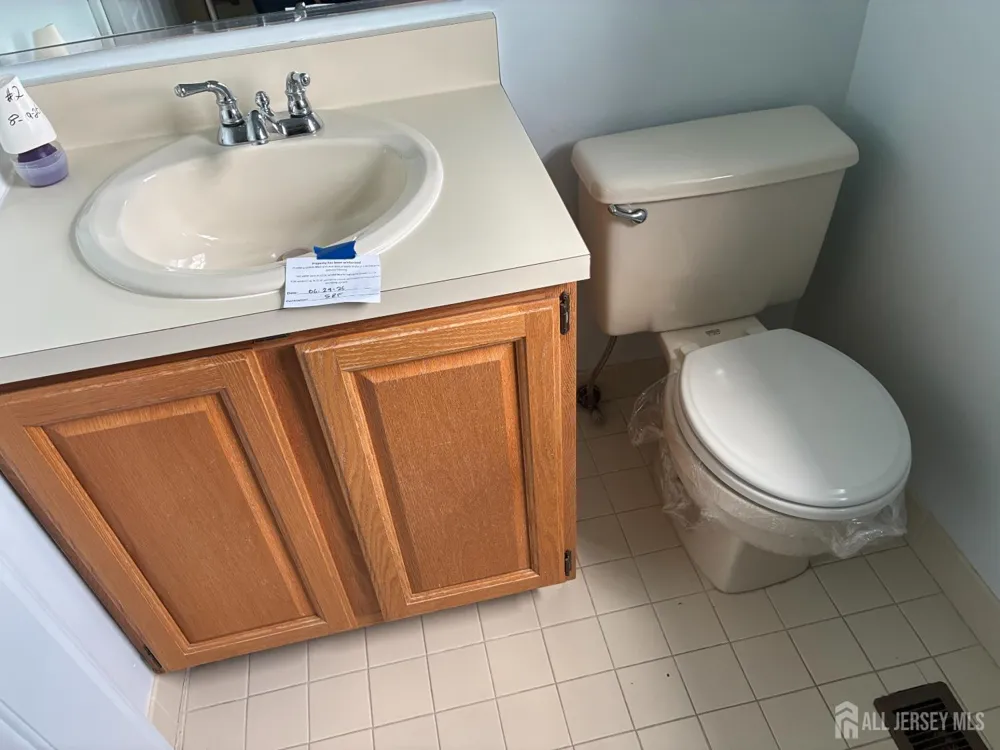 106 Northampton Drive Holmdel, NJ 07733