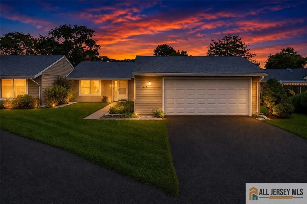 21 Celtis Plaza #21B Monroe, NJ 08831
