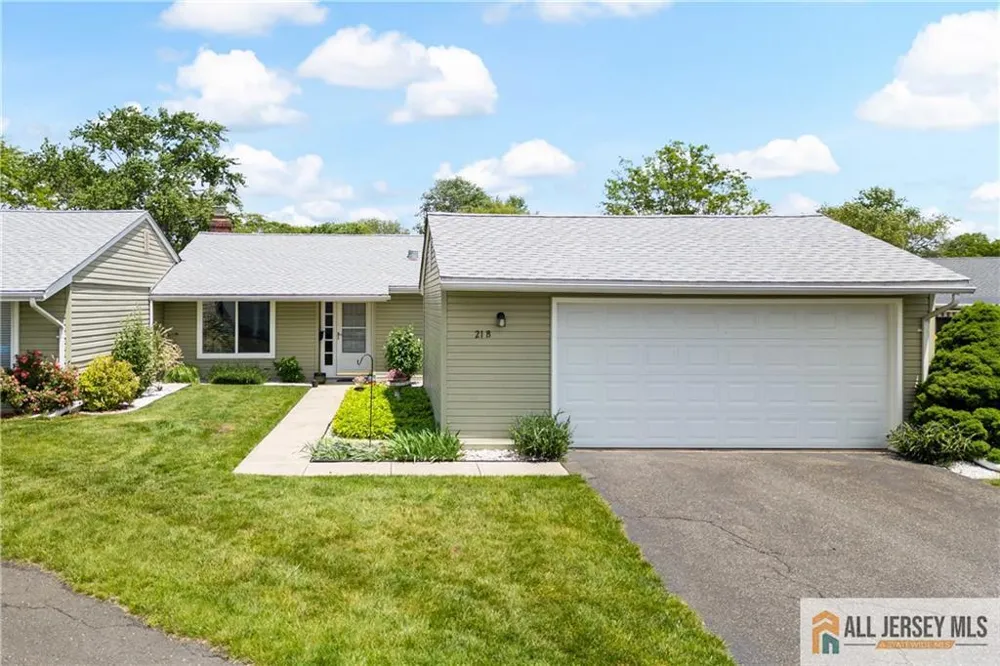 21 Celtis Plaza #21B Monroe, NJ 08831