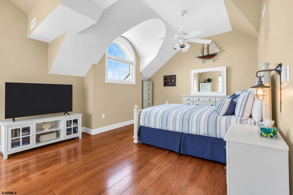 873-75 4th Street Ocean City, NJ 08226