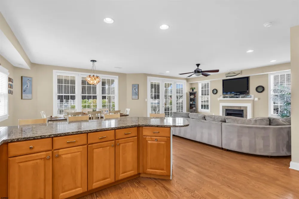 873-75 4th Street Ocean City, NJ 08226