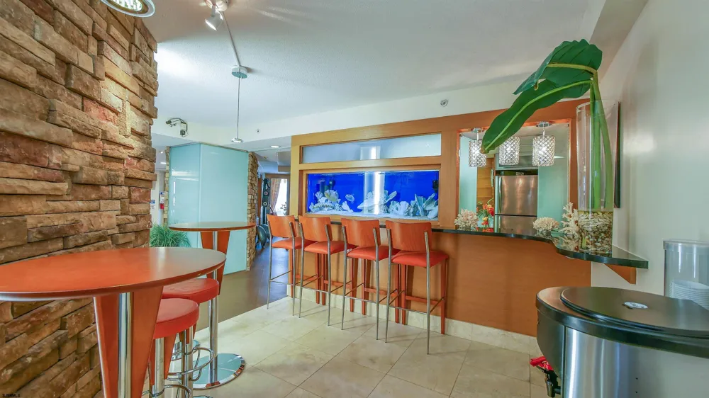 526 Pacific Ave Atlantic City, NJ 08401