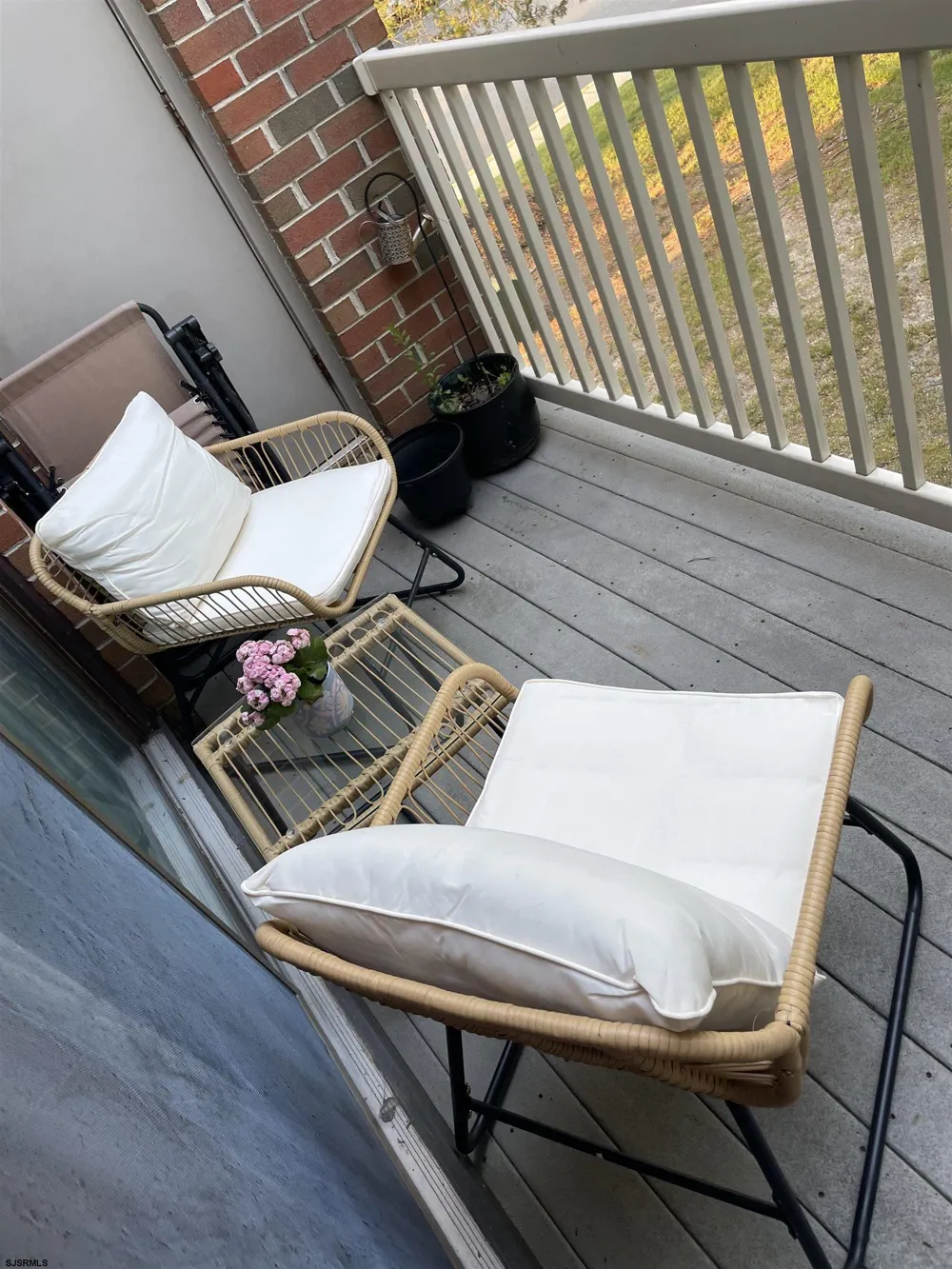 607 Meadowbrook Dr Mays Landing, NJ 08330