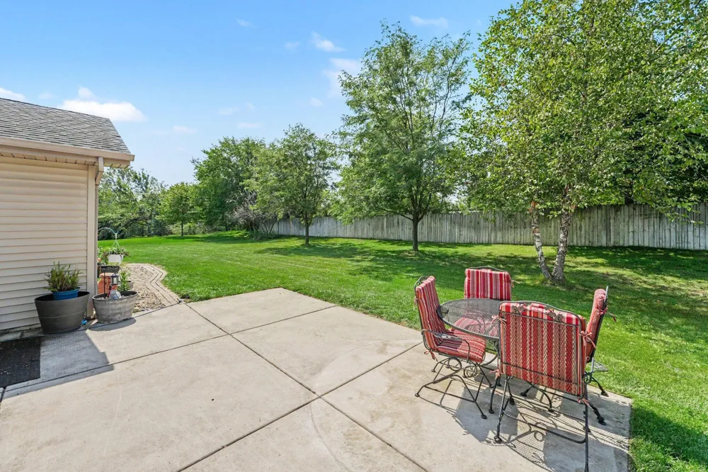 9962 Hart Street St. John, IN 46373