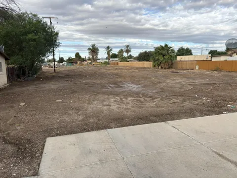 61 Acres N Solano Avenue