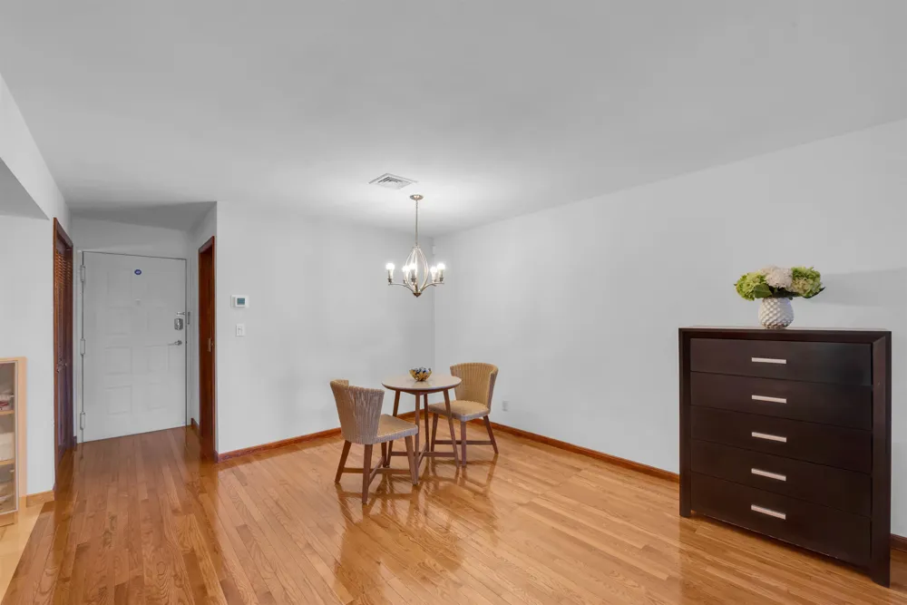 9249 KENNEDY BLVD North Bergen, NJ 07047