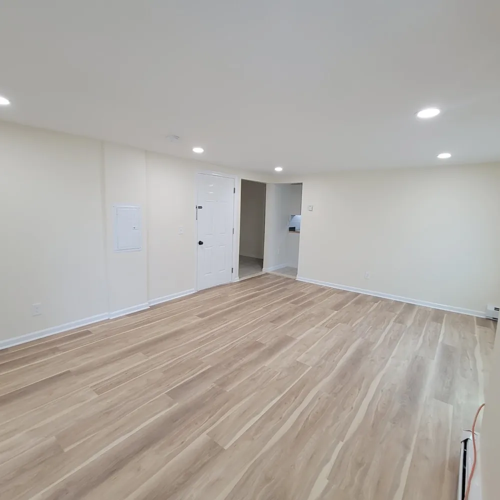 228 ORCHARD ST East Rutherford, NJ 07073