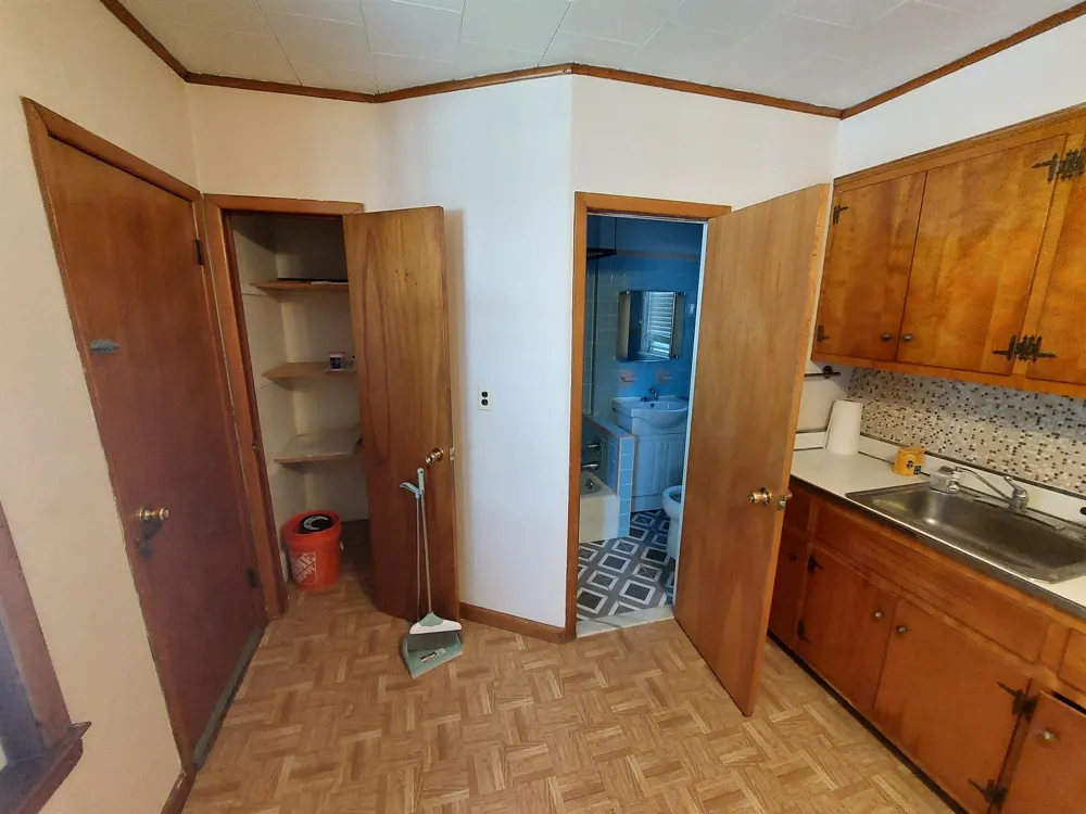168 ORIENT ST Bayonne, NJ 07002