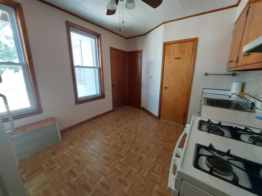 168 ORIENT ST Bayonne, NJ 07002