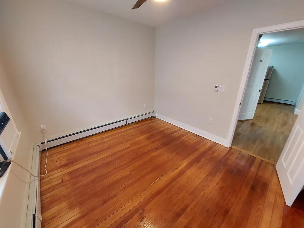 38 EAST 19TH ST Bayonne, NJ 07002