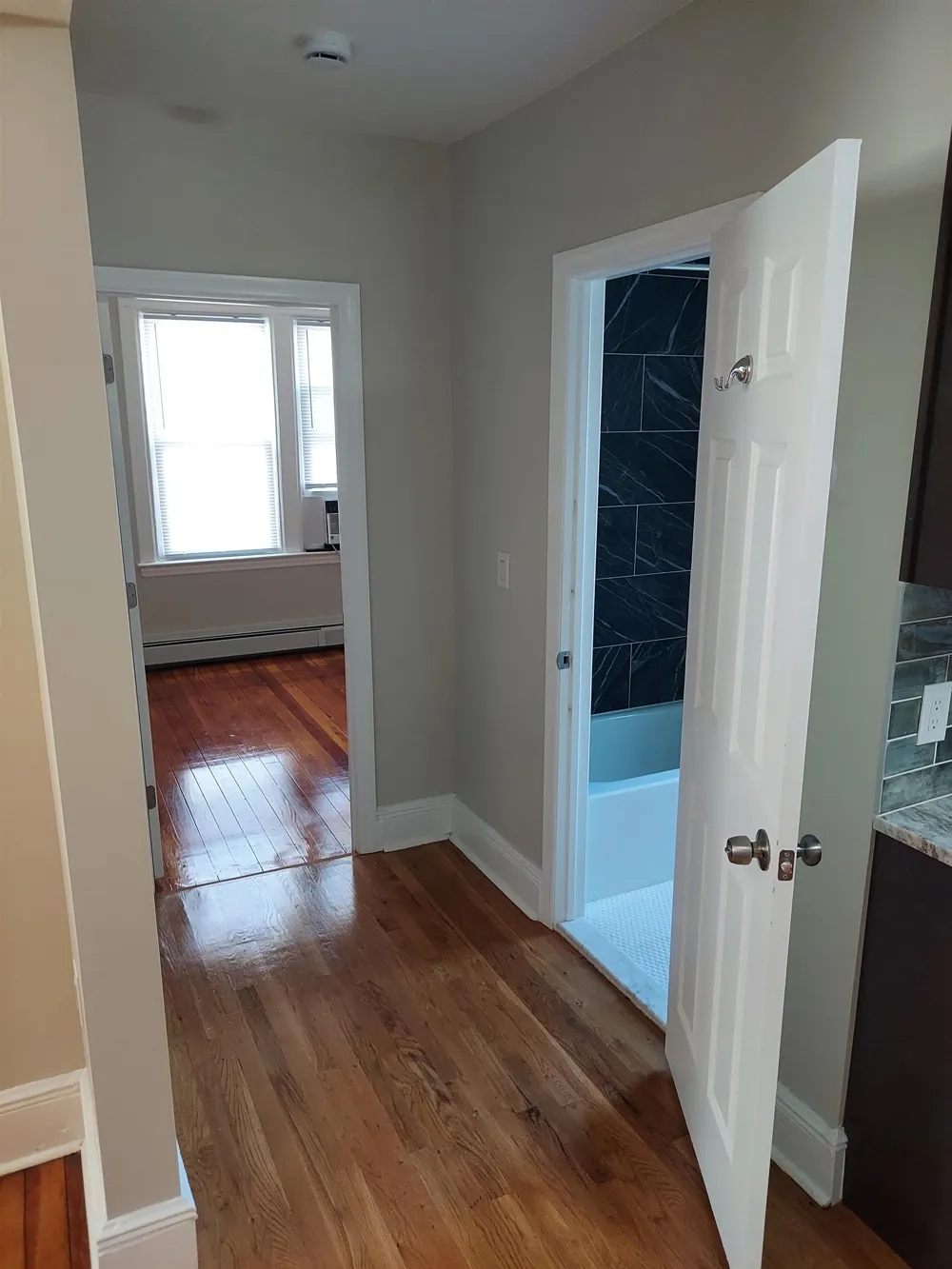 38 EAST 19TH ST Bayonne, NJ 07002