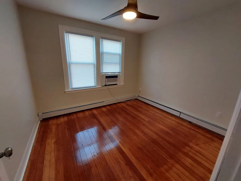 38 EAST 19TH ST Bayonne, NJ 07002