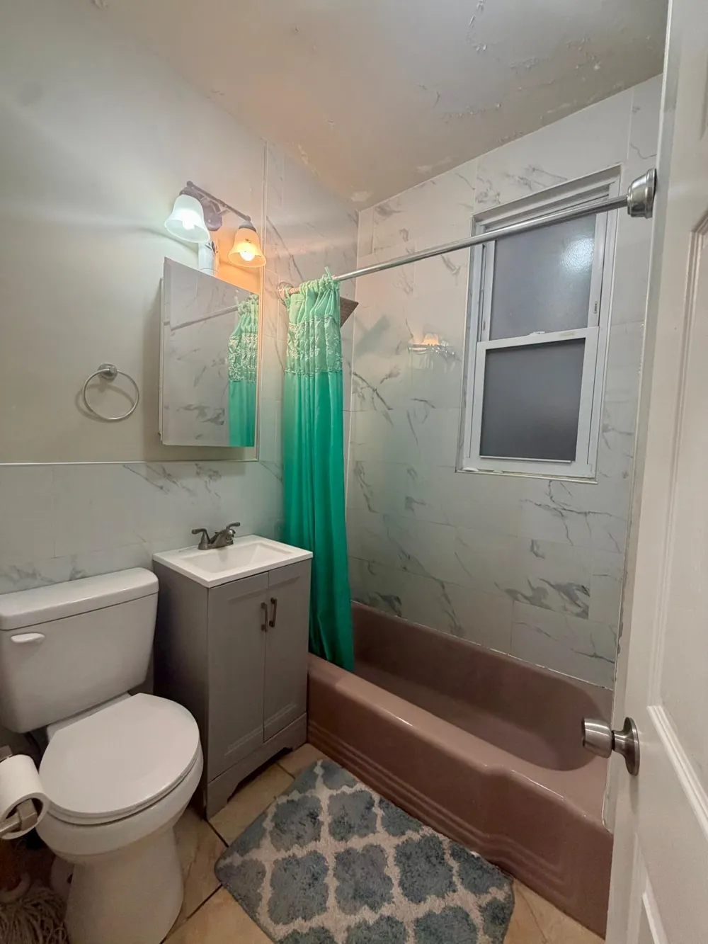 39 64TH ST West New York, NJ 07093