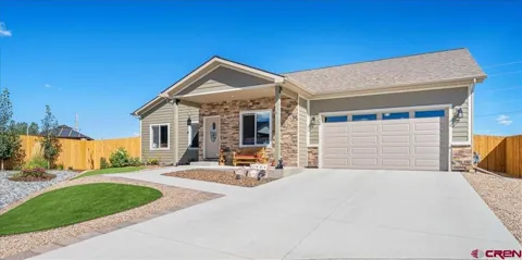 1449 Magpie Gulch