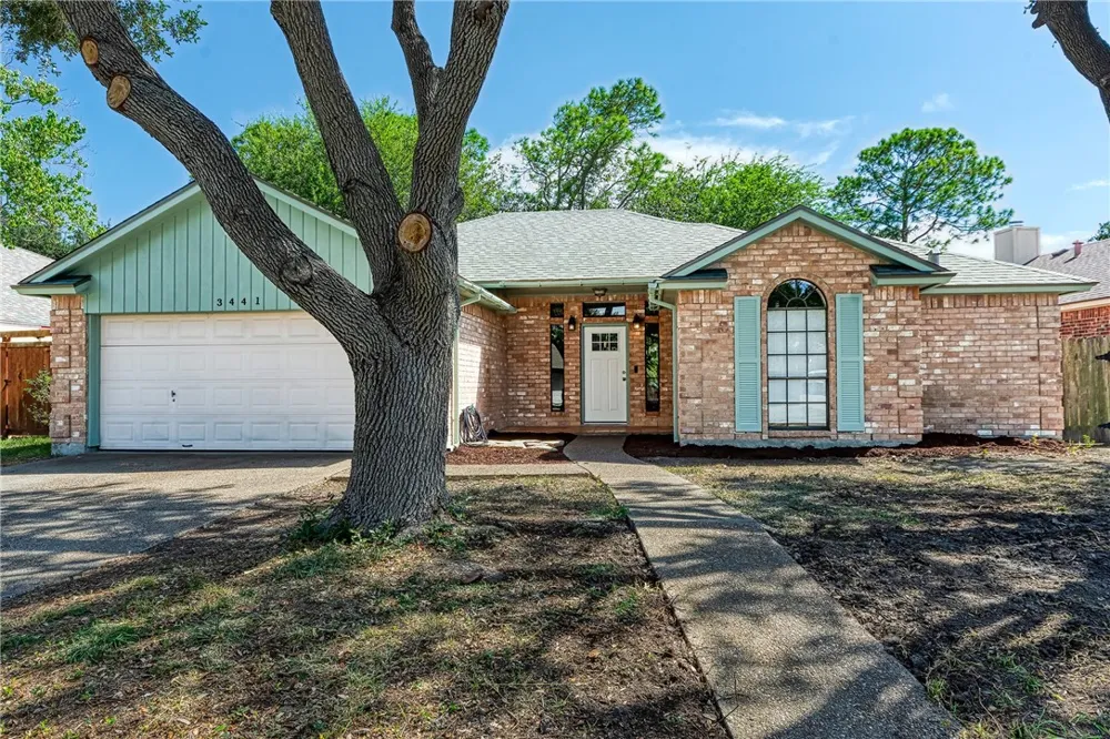 3441 Picadilly Corpus Christi, TX 78414