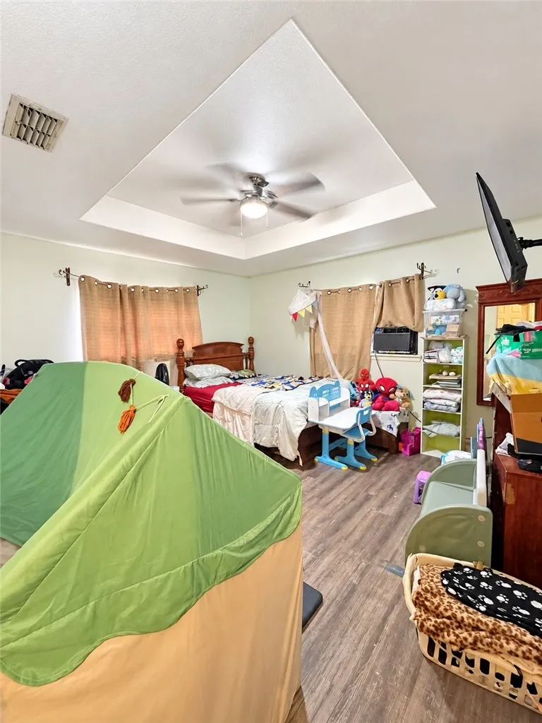 1913 Sandy Way Corpus Christi, TX 78418