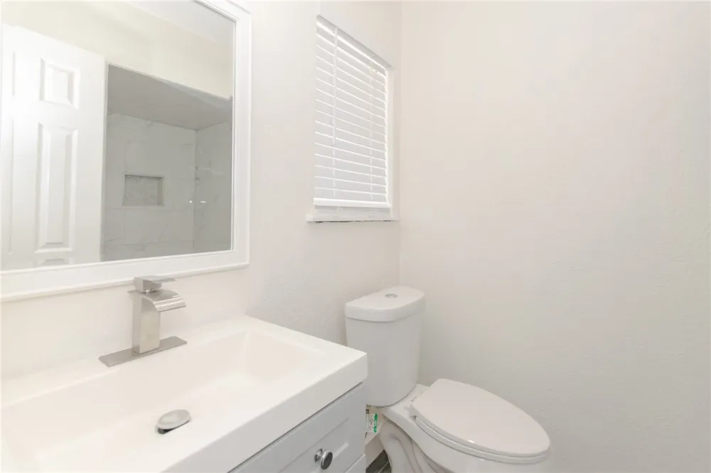 4013 Kingston Drive Corpus Christi, TX 78411