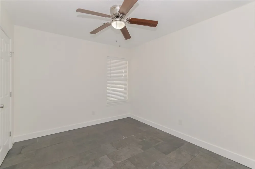 4013 Kingston Drive Corpus Christi, TX 78411