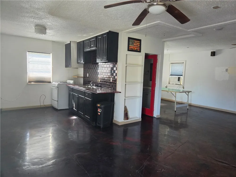 321 Juniper Drive Corpus Christi, TX 78418