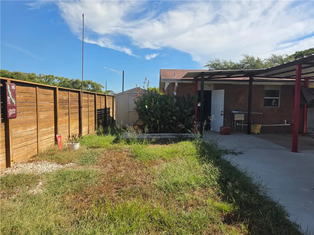321 Juniper Drive Corpus Christi, TX 78418