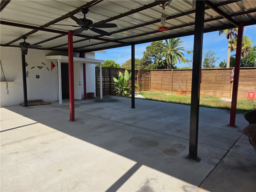 321 Juniper Drive Corpus Christi, TX 78418