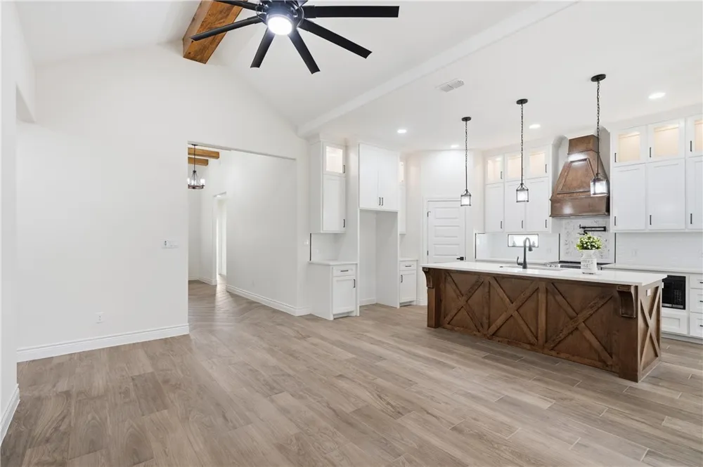 1041 S MCCAMPBELL Aransas Pass, TX 78336