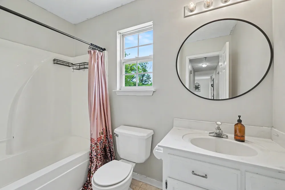 718 Paige Ct Columbia, TN 38401
