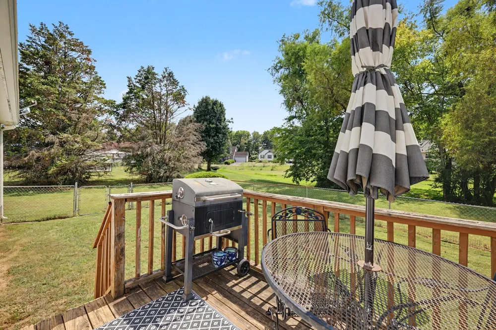 718 Paige Ct Columbia, TN 38401