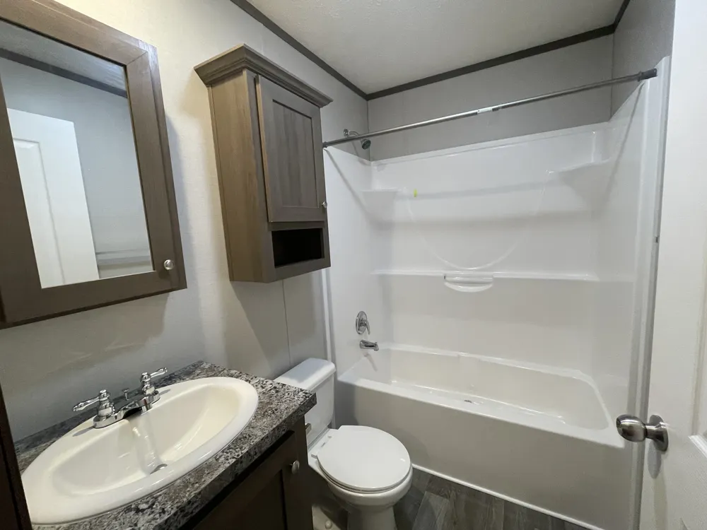 89 Elm Highland, MI 48357