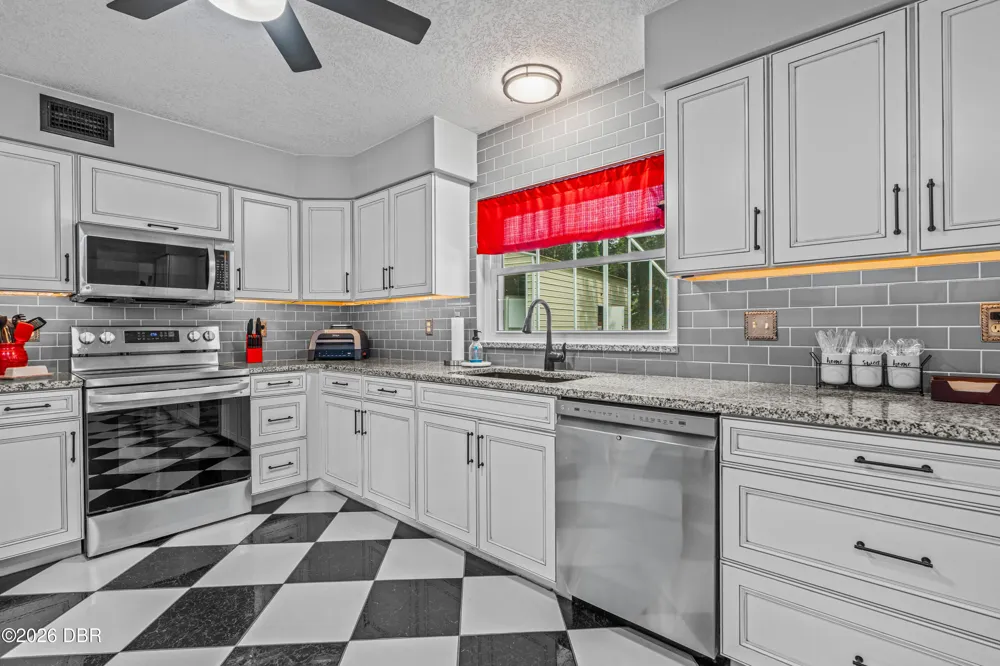 460 Champagne Circle Port Orange, FL 32127