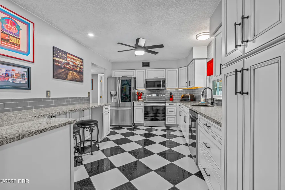 460 Champagne Circle Port Orange, FL 32127