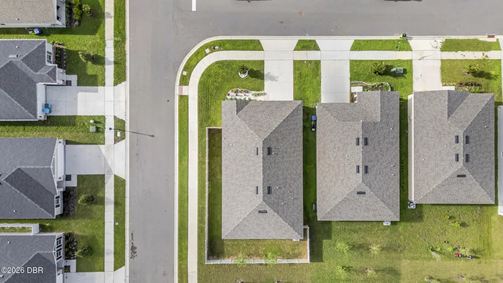442 Quayside Avenue Mascotte, FL 34753