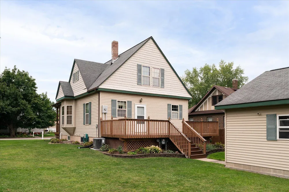 306 S Sheridan Street Houston, MN 55943