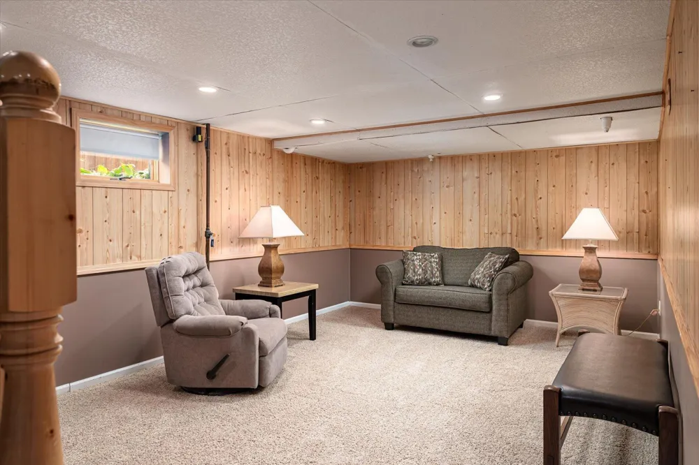 306 S Sheridan Street Houston, MN 55943