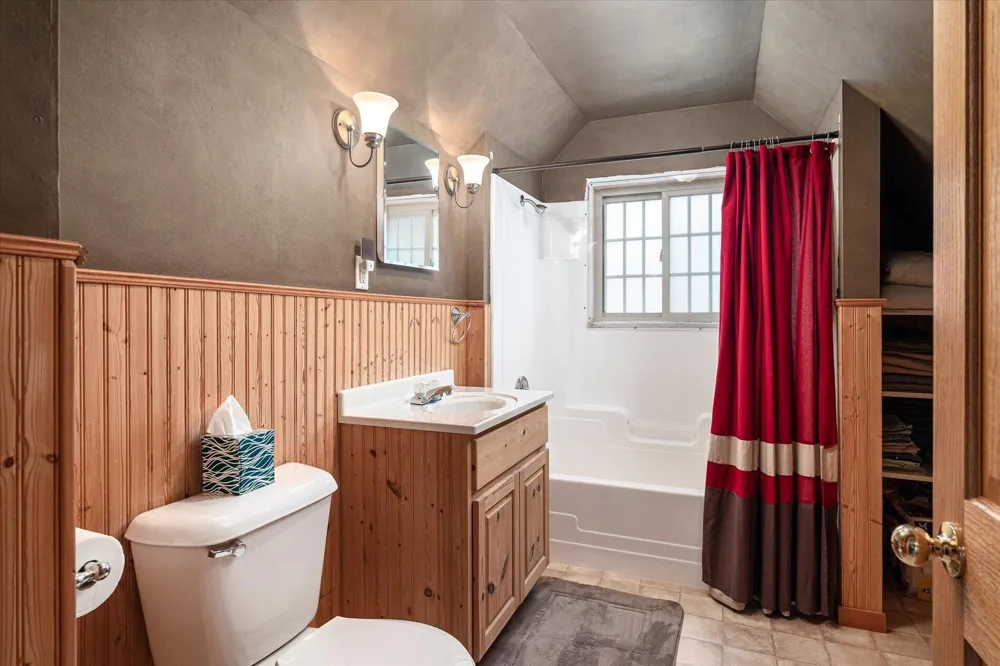 306 S Sheridan Street Houston, MN 55943