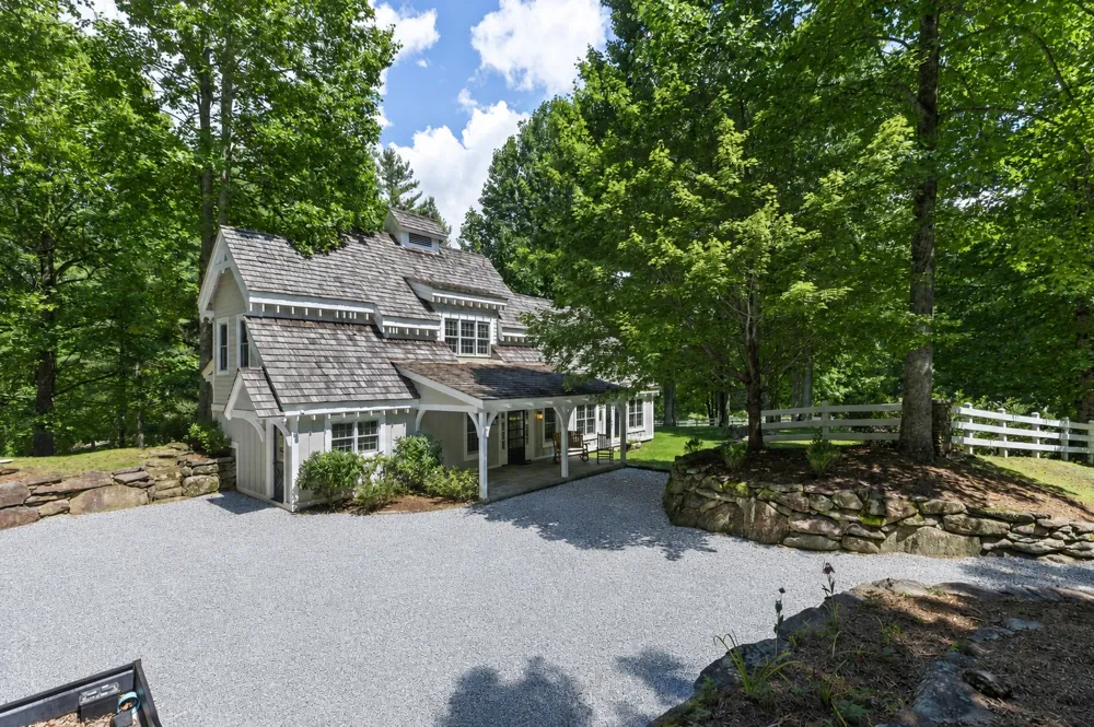 426 Meadowcrest Drive Cashiers, NC 28717