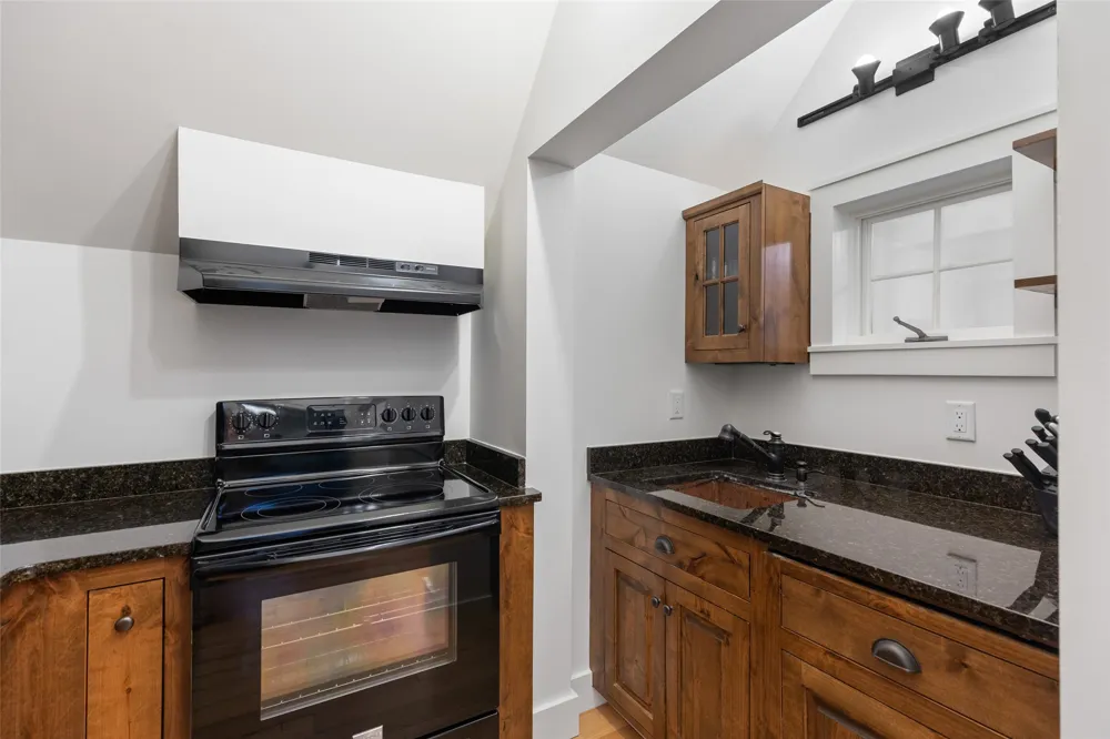 426 Meadowcrest Drive Cashiers, NC 28717